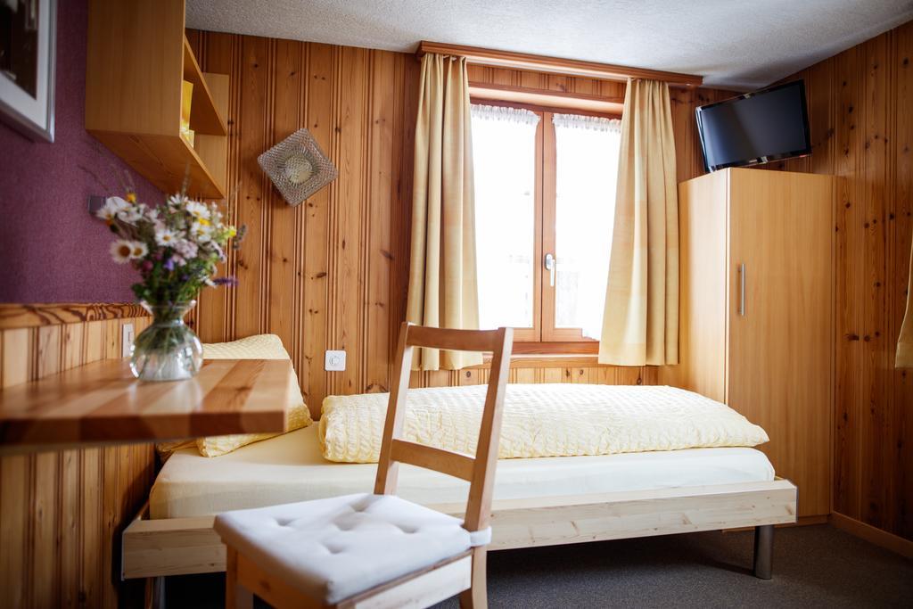 Hotel Nufenen Ulrichen Exteriér fotografie