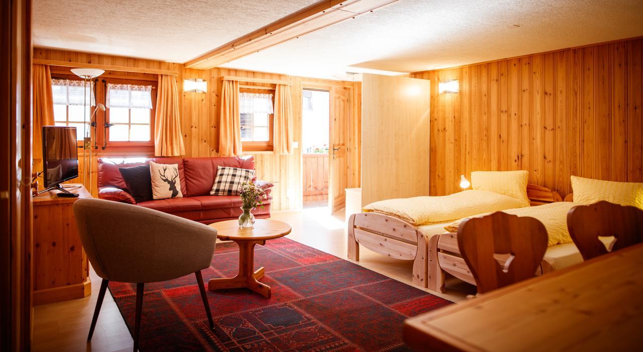 Hotel Nufenen Ulrichen Exteriér fotografie